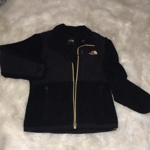 Black medium north face .